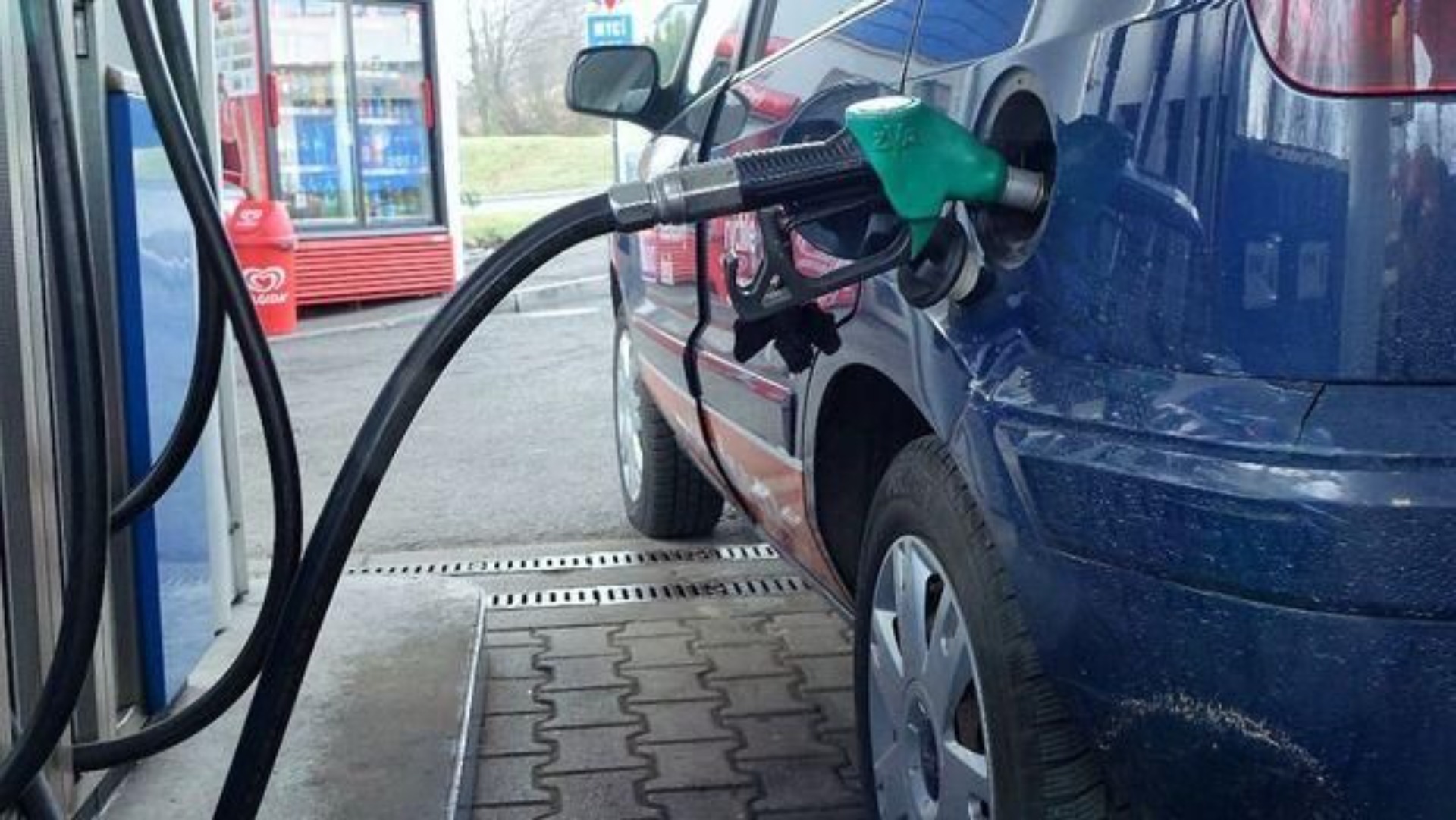 Za kolik jezdíme na Kladně před začátkem prázdnin? Přinášíme odpověď